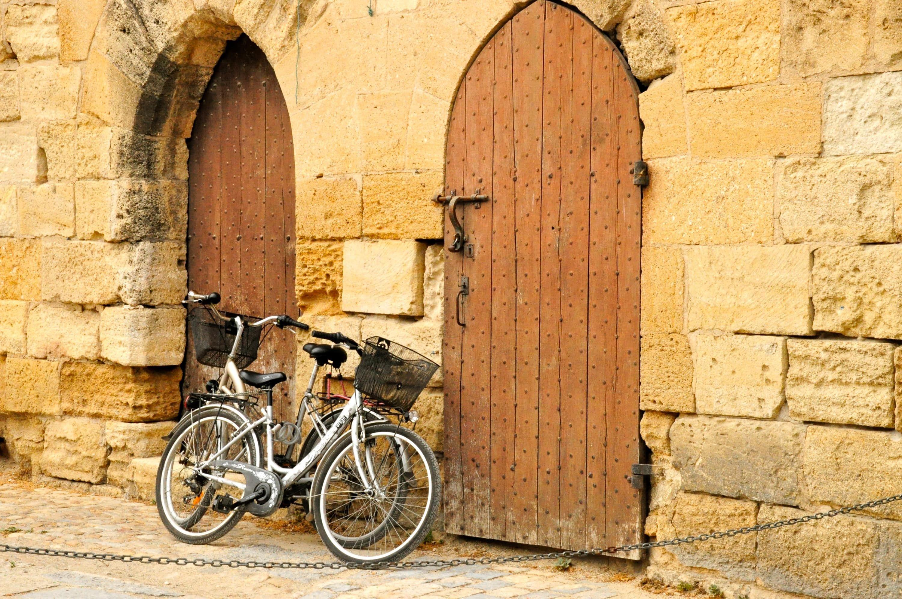 Visite d'Aigues-Mortes à vélo